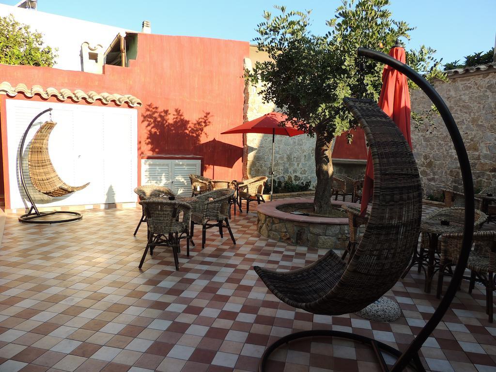 Hotel Arcupintau Villasimius